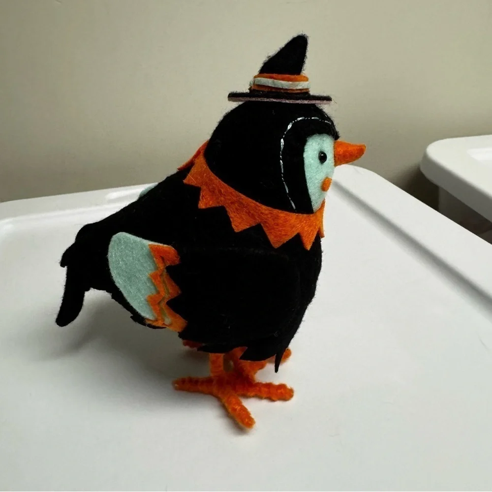 Target Hyde & Eek 2020  Spella Halloween Witch Bird